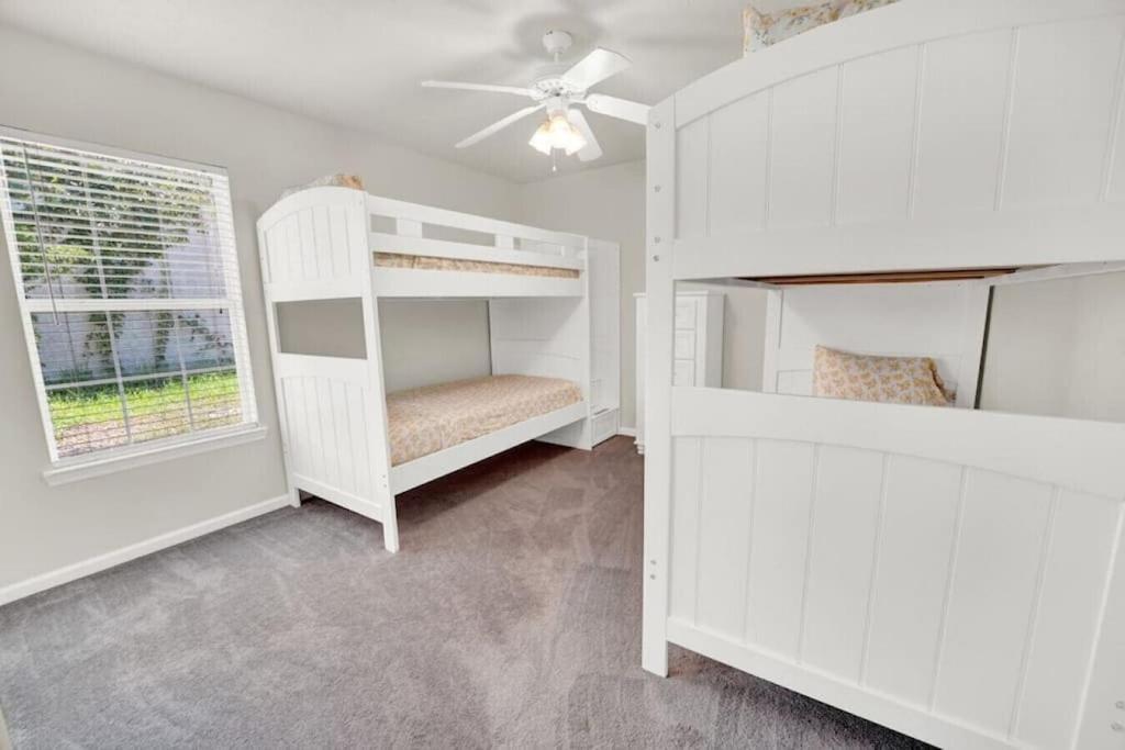Hibiscus Hideout - 3br House, Private Pool, Near Bay & Beach! * Panama City Beach